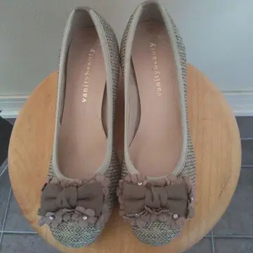 바니티 뷰티 플랫슈즈 베이지