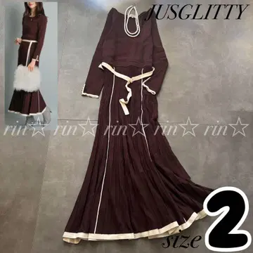 정가 2만 3천 JUSGLITTY 저스길리티 라인 배색 니트 원피스