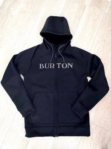 BURTON 블랙 후드 부착 후드티