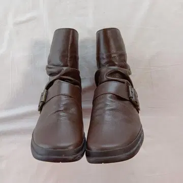 가죽 숏부츠 브라운 22cm