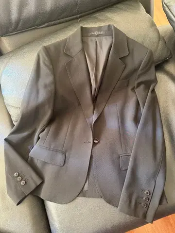 Theory 테일러드 자켓 사이즈 2 블랙