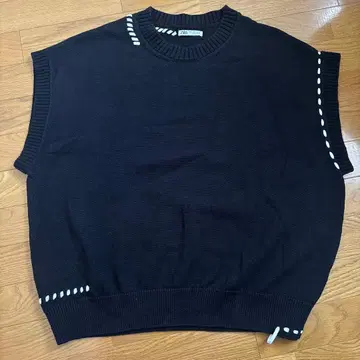 ZARA 니트 베스트 스티치 디자인 오버 사이즈