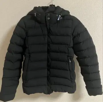 새상품급 PYRENEX 후드 부착 다운 자켓 36 블랙
