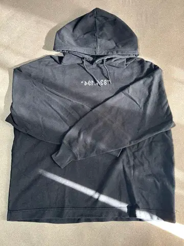 사카낙션 사카낙션 후드티 블랙