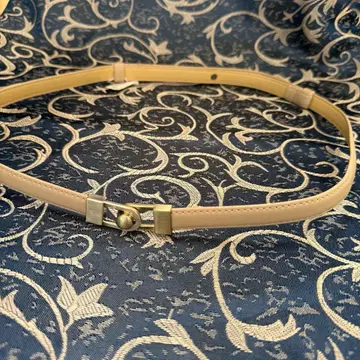 베이지 가죽 조정 가능 벨트