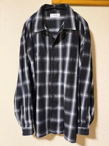 새상품급 ADRER 돌먼 슬리브 오픈 카라 셔츠 옴브레 체크