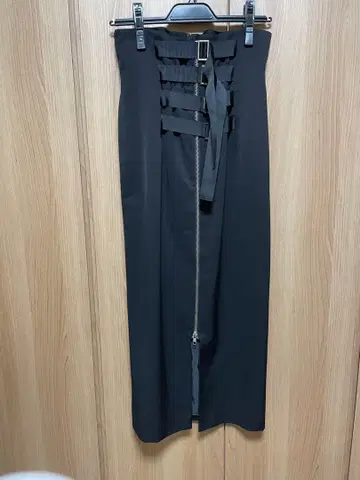 EIMY ISTOIRE 라인 벨트 펜슬 스커트