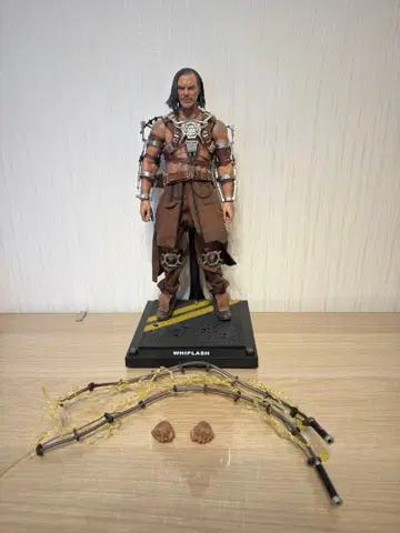 핫토이즈 hottoys 위플래쉬 WHIPLASH 2.0