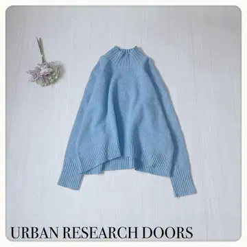[ 새상품급 ] 어반 리서치 도어스 라이트 블루 모크넥 니트 M