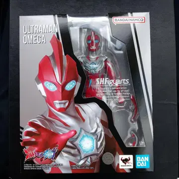 SHF 울트라맨 오메가 피규어