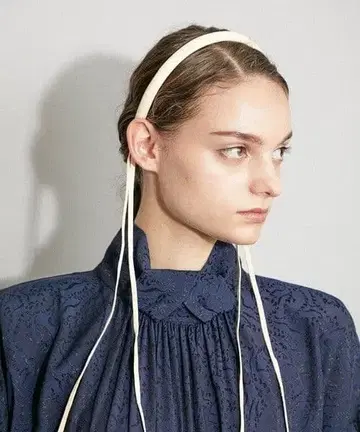 후미에 타나카 리본 포함 헤어밴드 14300엔