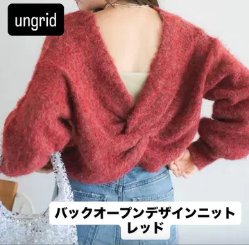 [ 택 포함 미사용 새상품 ] 언그리드 백 오픈 디자인 니트 레드