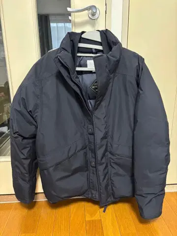 [ 나나미카 ] 고어텍스 숏 다운 자켓