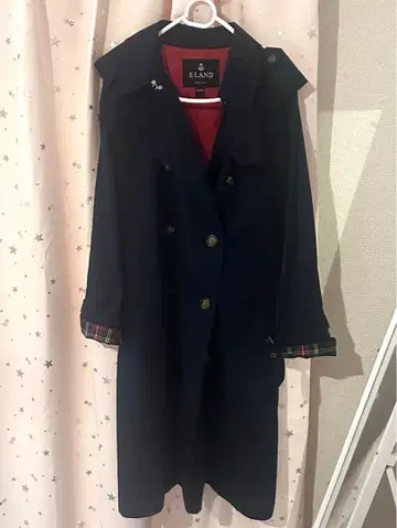 네이비 트렌치코트