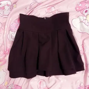 michellMacaron 슬림 레그 스커트 블랙