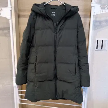 UNIQLO 다운 자켓 M 사이즈 다크 그린