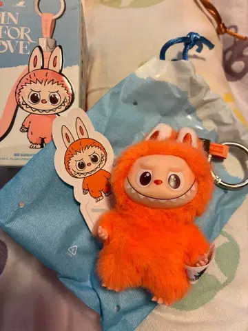 POP Mart 공식 인터넷으로 구매한 정품입니다!