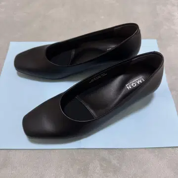 I.M.G.N 스퀘어토 펌프스