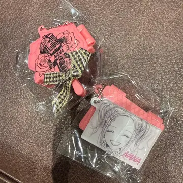 NANA 캡슐 토이 키링 2개