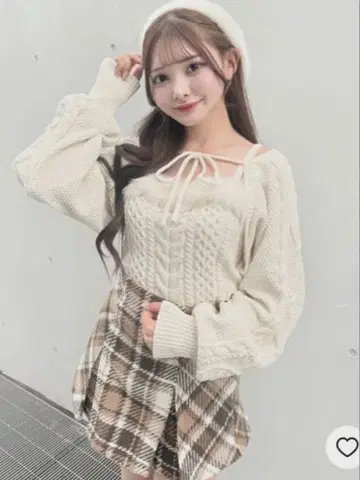 NOMAE 퍼 케이블 앙상블 니트 니트 화이트 셋업