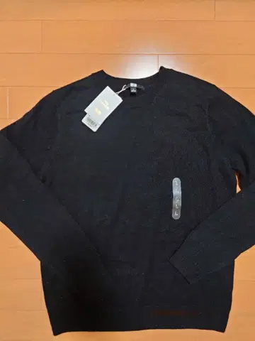 미사용품 캐시미어 100% 크루넥 스웨터 L 사이즈 블랙