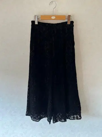 그레이스 콘티넨탈 레이스 큐롯 36