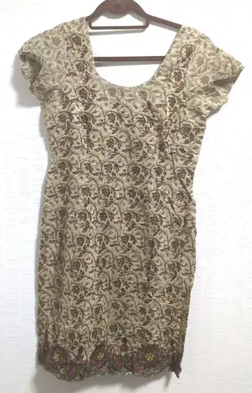 해외 구제 의류 1점 자수 비즈 베이지 반팔 튜닉