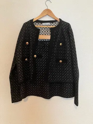 ZARA 라메 노카라 자켓 스커트 셋업