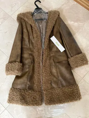 dinos 후드 부착 브라운 자켓 새상품