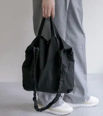 이아파피요네 드로 코드 2way 숄더백 미니 사이즈 블랙