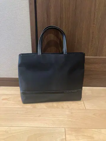 히로미치 나카노 블랙 토트백