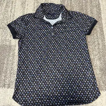 블랙과 파랑 꽃무늬 반팔 골프 피케 셔츠 캘러웨이