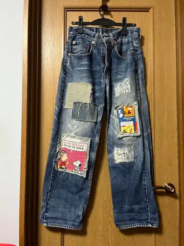 패치워크 디자인 다크 블루 데님 팬츠