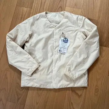 [ 새상품 택 포함 ] 워크맨 버즈 히트 마쉬멜로우 가디건 M 화이트