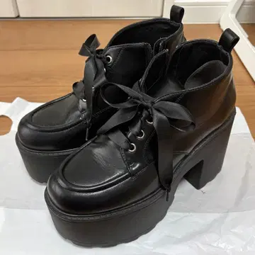 R&E 통굽 부츠 블랙