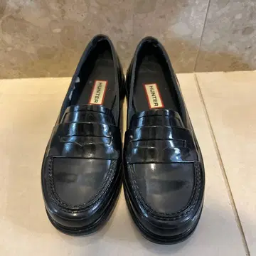 HUNTER 블랙 로퍼