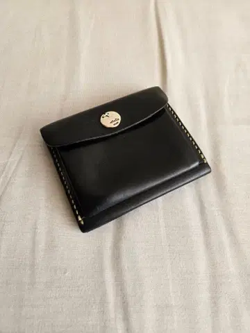 MOTO 컴팩트 지갑 블랙