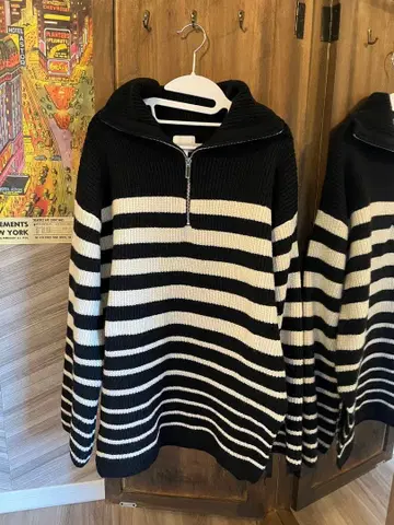 H&M 하프 지퍼 니트 스웨터 화이트 블랙