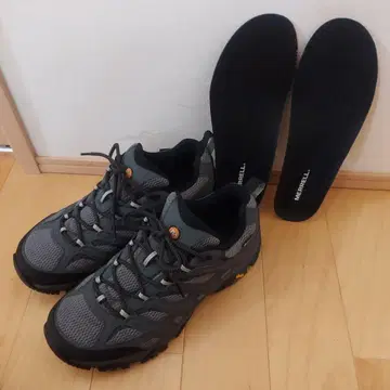 MERRELL 아웃도어 스니커즈 그레이
