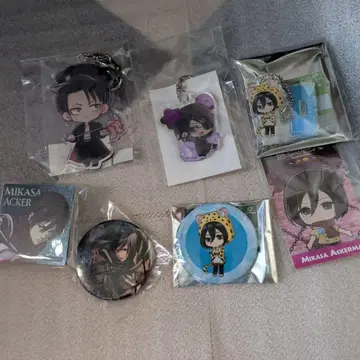 진격의 거인 굿즈