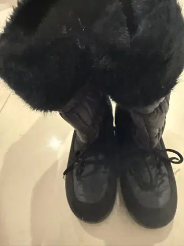 블랙 고어텍스 다운 스타일 부츠