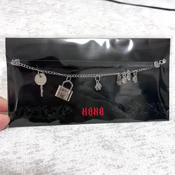 [ YURI ] BADLOVE HANA 팔찌 [ 미사용 새상품 ]