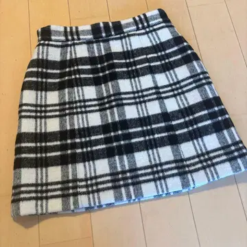 SNIDEL 체크 무늬 타이트 스커트 사이즈 0