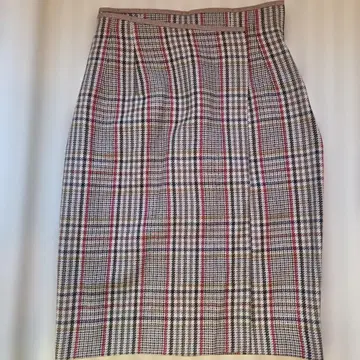 체크 무늬 스커트