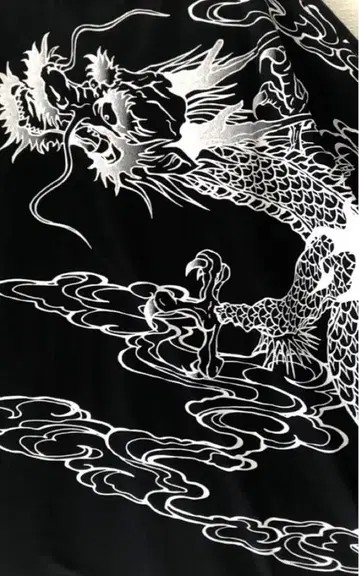 [ 택 포함 ] 카라쿠리타마시 긴팔 T셔츠 4L 사이즈 프린트 디자인