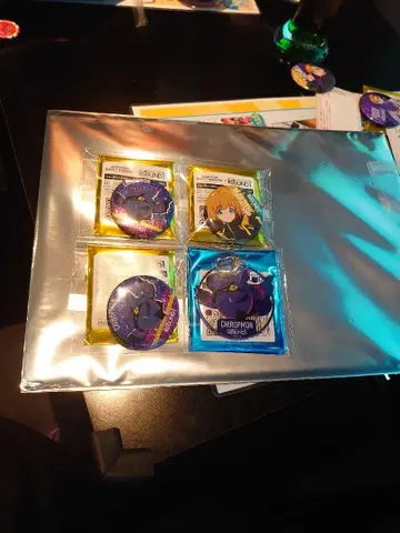 라운드 원 후반 쿠온지 마코토 캔뱃지