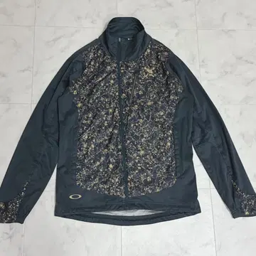 OAKLEY 오클리 카모플라쥬 절개 상의 지퍼 셔츠 다크 그레이 계열 M