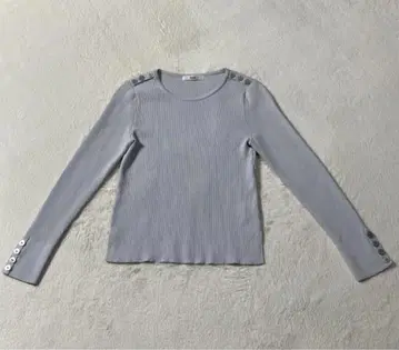 Rene 어깨 버튼 니트 스웨터 사이즈 M 익명 배송