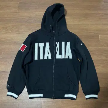이탈리아 로고 후드 부착 후드티 S 사이즈 블랙