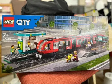 새상품 LEGO 레고 시티 60423 다운타운 노면 전차와 정류장 블록